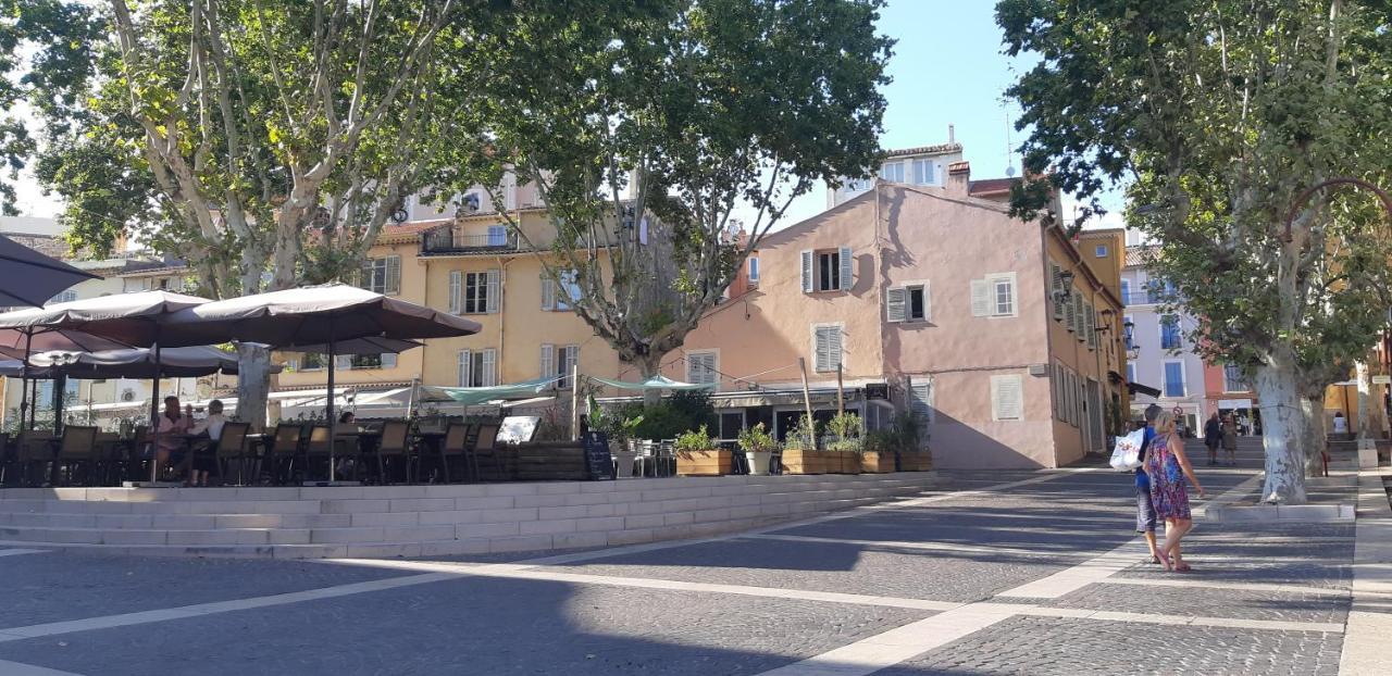 Appartement Centre-Historique 70 M2 Fréjus Exterior foto
